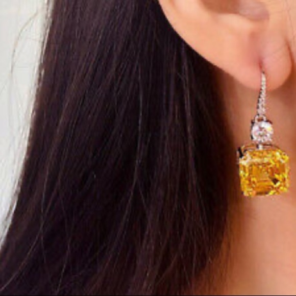 New Sterling silver Yellow Diamond Stone Earrings - Picture 5 of 8